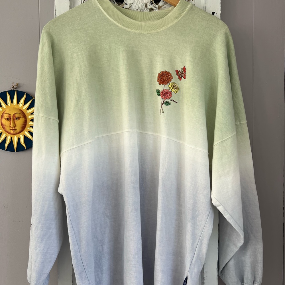 2022 Disney Epcot Flower & Garden Festival Grow Green Spirit Jersey Medium NWT